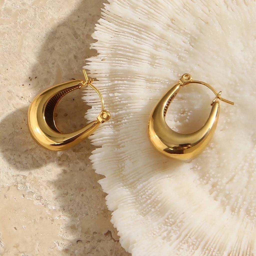 HOLLOW EARNINGS