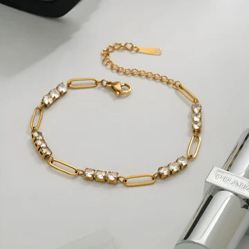 CRYSTAL BRACELET
