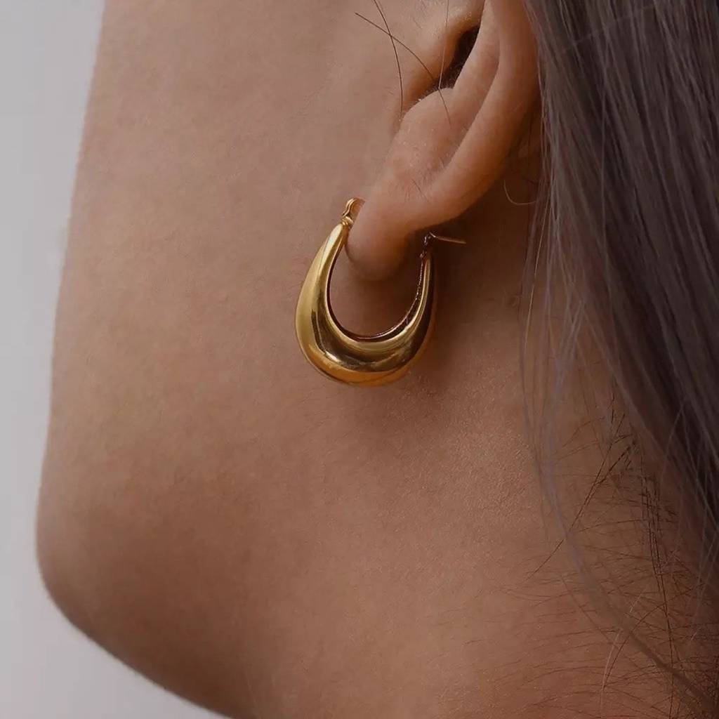 HOLLOW EARNINGS