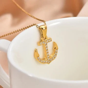 GOLDEN ANCHOR NECKLACE