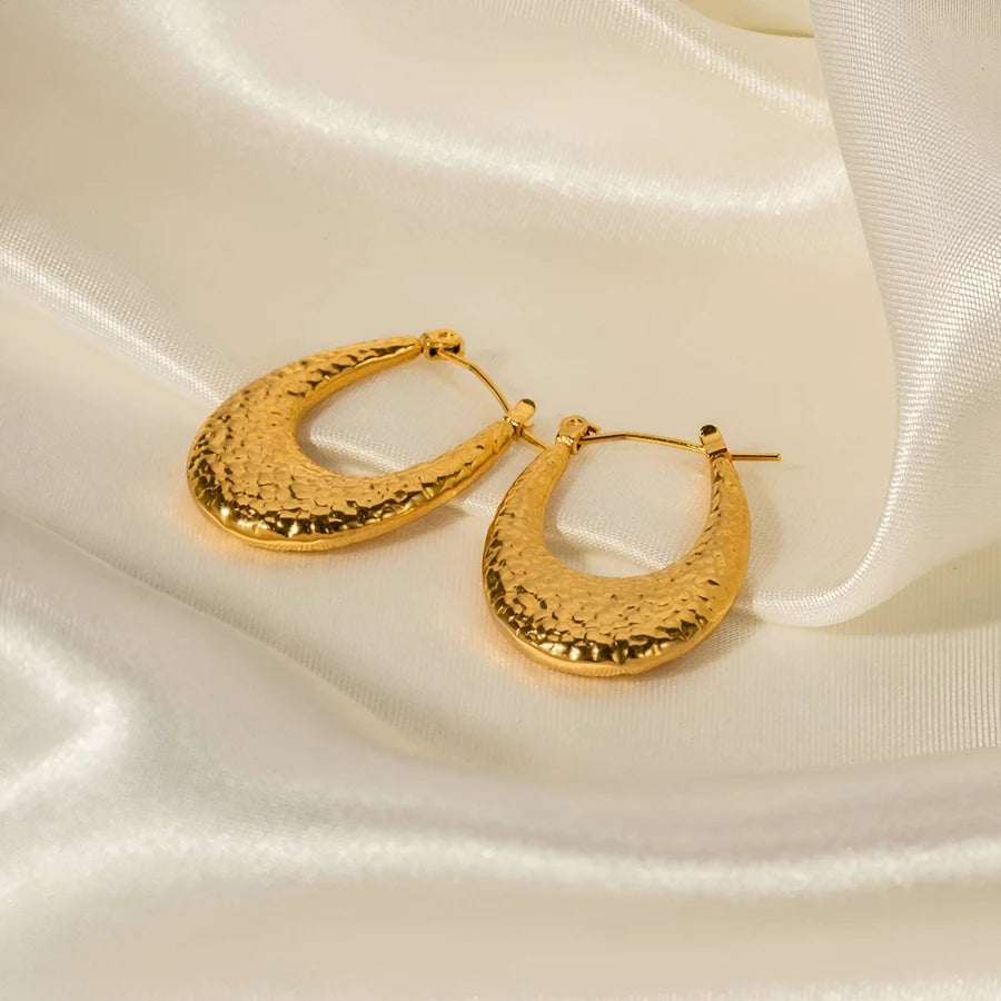 GOLDEN HOOP