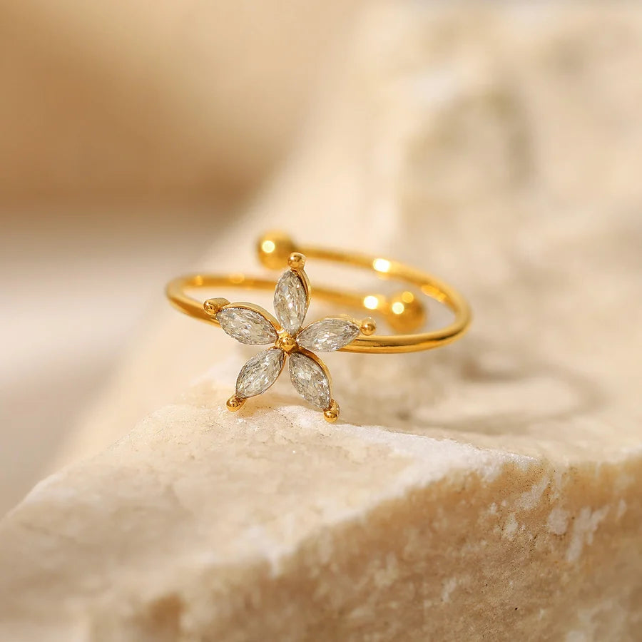 BLOSOOM RING