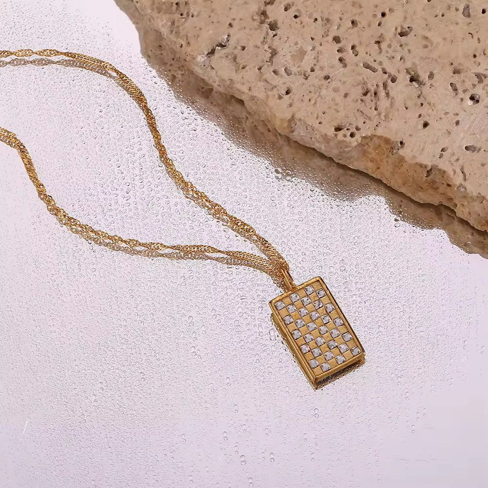 ARIA NECKLACE