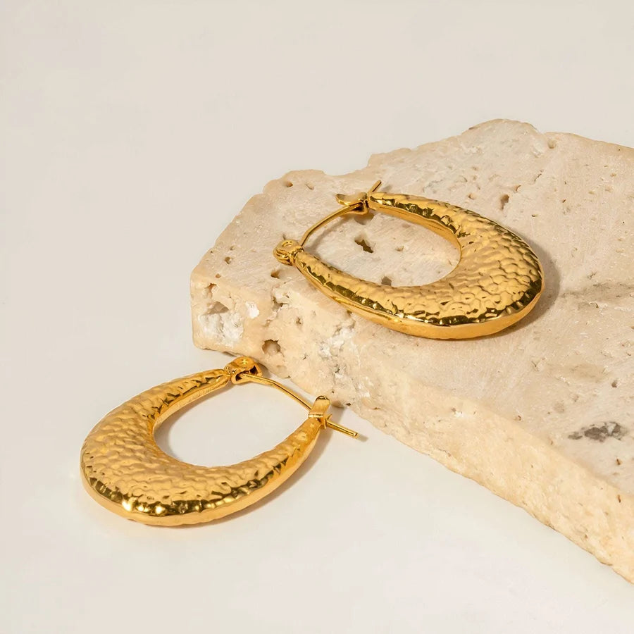 GOLDEN HOOP
