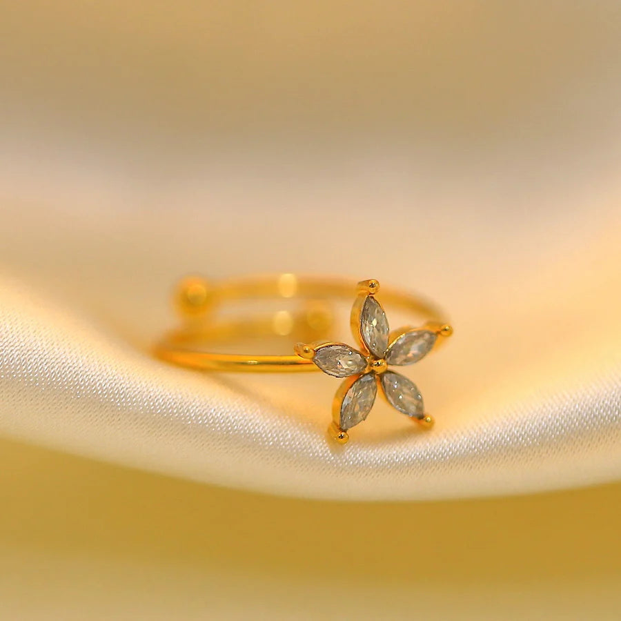 BLOSOOM RING