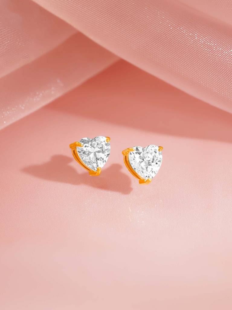 AMORA HEART STUDS